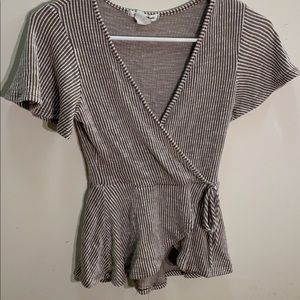 shirt size small